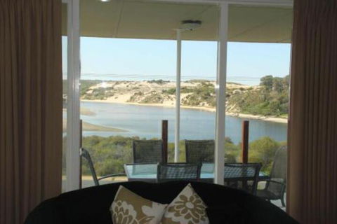 River Panorama Beach House - Accommodation Broadbeach 0