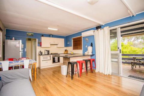 The Gee Beach House - Accommodation Broadbeach 0
