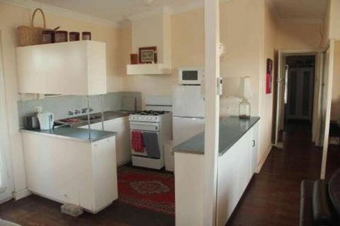 Sand N Sun Beach House - Accommodation Broadbeach 7