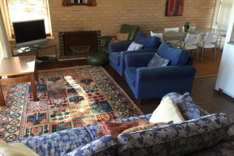 Sand N Sun Beach House - Accommodation Broadbeach 0