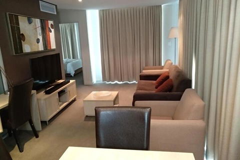 JABCA Apartments - Accommodation Broadbeach 5