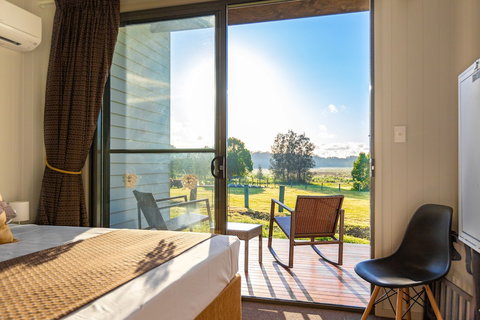 Brisbane North B&B And Winery - Accommodation Broadbeach 4