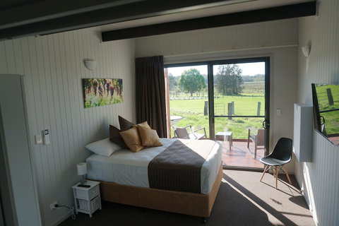 Brisbane North B&B And Winery - Accommodation Broadbeach 2