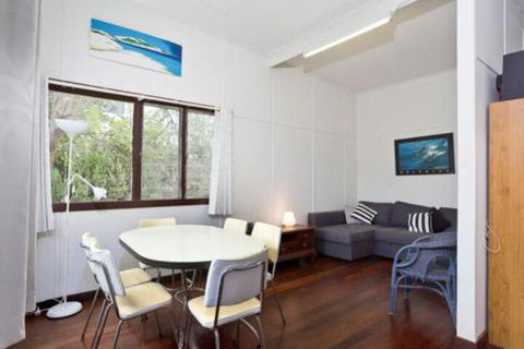 Moore River Beach Shack - Accommodation Broadbeach 1