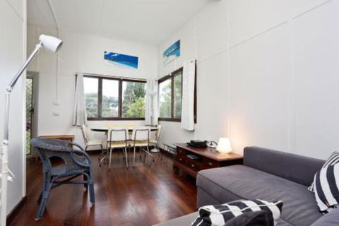 Moore River Beach Shack - Accommodation Broadbeach 6