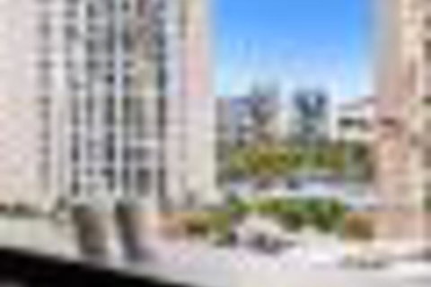 Luxurious CBD 6 Ppl Wifi Netflix Balcony Pool - Accommodation Broadbeach 4
