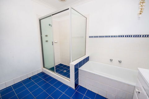 Gretel Cl 4 Nelson Bay - Accommodation Broadbeach 2
