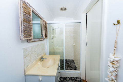 Gretel Cl 4 Nelson Bay - Accommodation Broadbeach 3