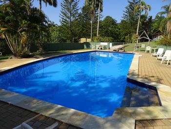 41 Korora Palms 2 Bedroom Bure - Accommodation Broadbeach 3