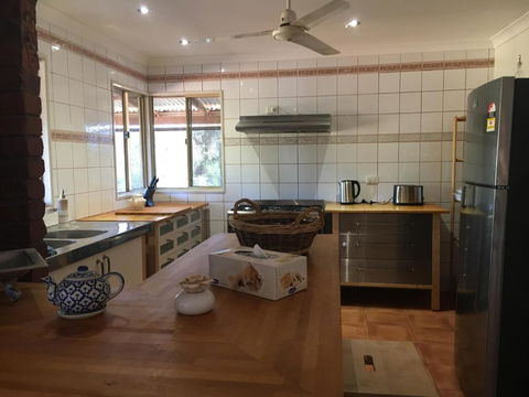 Tropical Farm Stay - Accommodation Broadbeach 2