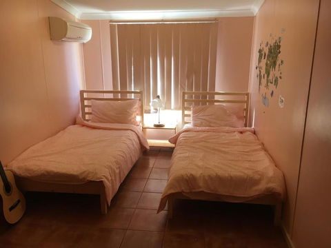 Tropical Farm Stay - Accommodation Broadbeach 5
