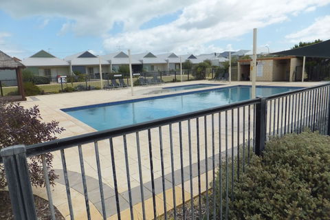 Seafront Unit 60 - Accommodation Broadbeach 1