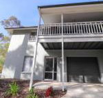Blackbutt Family Loft Townhouse