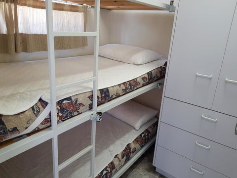 Jacaranda Holiday Park - Accommodation Broadbeach 1