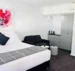 The Avenue Inn - Accommodation Broadbeach
