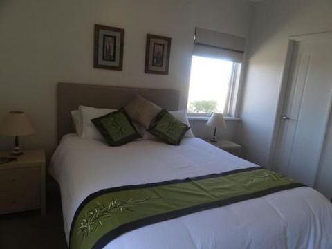 Acaciabnb - Accommodation Broadbeach 1