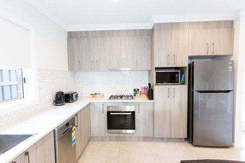Wagga Apartments 5 - Accommodation Broadbeach 1