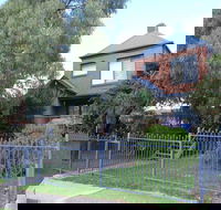 Central Holiday House at 29 Church in Cowes - Accommodation Broadbeach