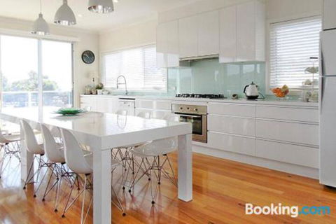 Allure - Accommodation Broadbeach 7
