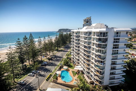 Solnamara Beachfront Apartments - Accommodation Broadbeach 4