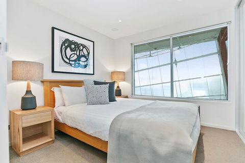 Sullivans Cove Apartments - Accommodation Broadbeach 6