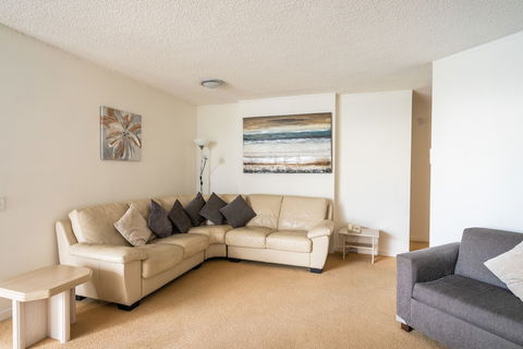 Horizons Holiday Apartments - Accommodation Broadbeach 3