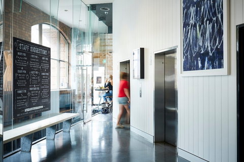 Wake Up! Sydney - Accommodation Broadbeach 4