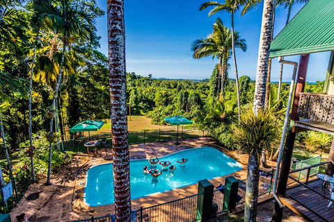 Jackaroo Treehouse Mission Beach - Accommodation Broadbeach 2