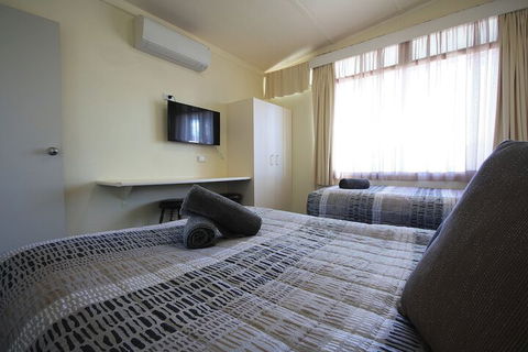 Hi Way Motor Inn - Accommodation Broadbeach 7