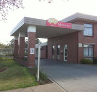 Big Valley Lakeside Paradise Motor Inn - Accommodation Broadbeach