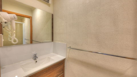 Sweetwater Villas - Accommodation Broadbeach 5