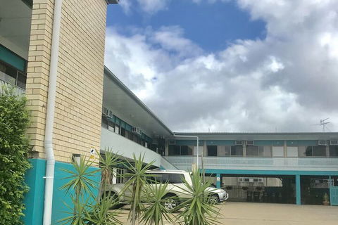 Tropical Gateway Motor Inn - Accommodation Broadbeach 2
