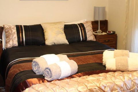 Sunset Retreat - Accommodation Broadbeach 6