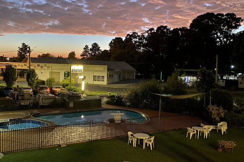 Bucketts Way Motel And Restaurant - Accommodation Broadbeach 3