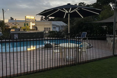 Bucketts Way Motel And Restaurant - Accommodation Broadbeach 4