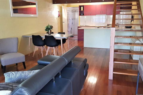 The Great Escape Lofts - Accommodation Broadbeach 7