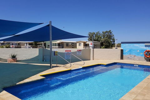 Sunset Beach Holiday Park - Accommodation Broadbeach 7