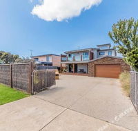 Smiths Beach Paradise - Accommodation Broadbeach