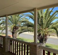 Whispering Palms - Accommodation Broadbeach