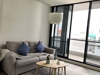 UrbanMinder At The Eminence - Accommodation Broadbeach 4