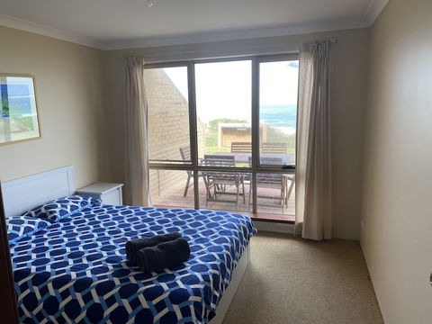 Lands Edge - Accommodation Broadbeach 3