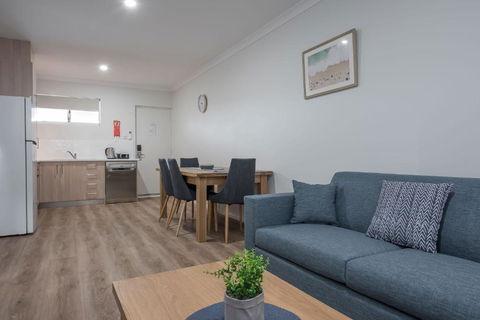 Jurien Bay Motel Apartments - Accommodation Broadbeach 5