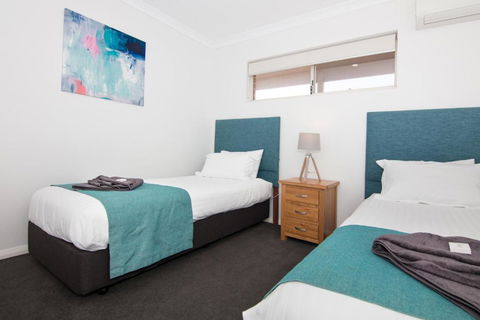 Jurien Bay Motel Apartments - Accommodation Broadbeach 4