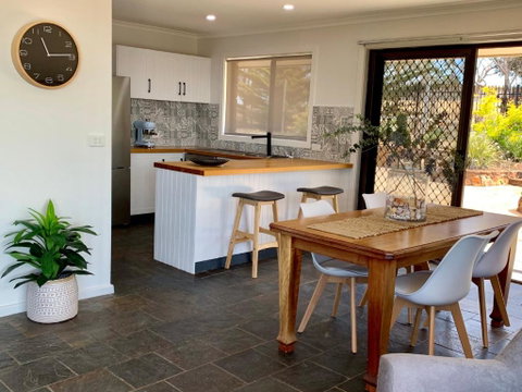 Nepean View - Accommodation Broadbeach 4