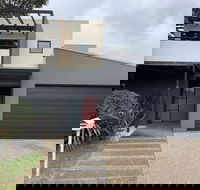 7 Findlay Street - Accommodation Broadbeach