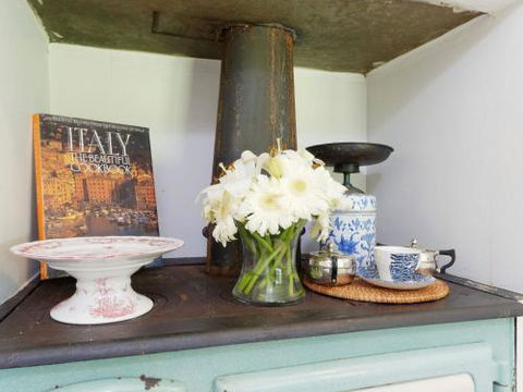 Redwood Cottage Burradoo Getaway Southern Highlands 4pm Check Out Sunday - Accommodation Broadbeach 6