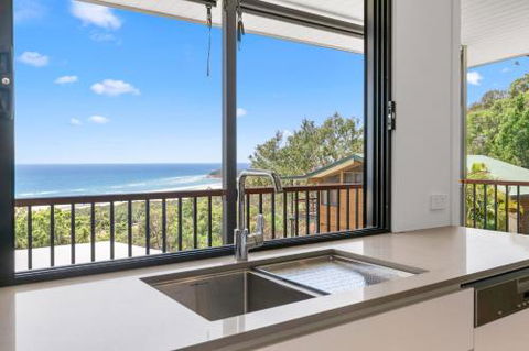 Tramican Street House - Accommodation Broadbeach 3