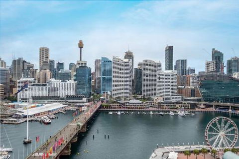 DREAM HARBOUR VIEW 2 BRM / GYM POOL & PARKING - Accommodation Broadbeach 2