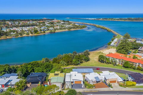 Shawhaven - Accommodation Broadbeach 1