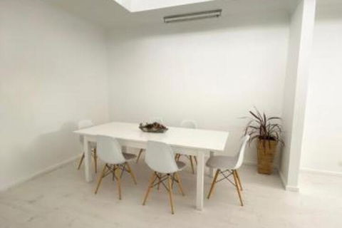 Geelong House - Accommodation Broadbeach 3